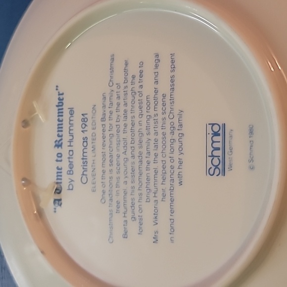 Schmid "A Time to Remember" Plate Christmas 1981 - Picture 3 of 5